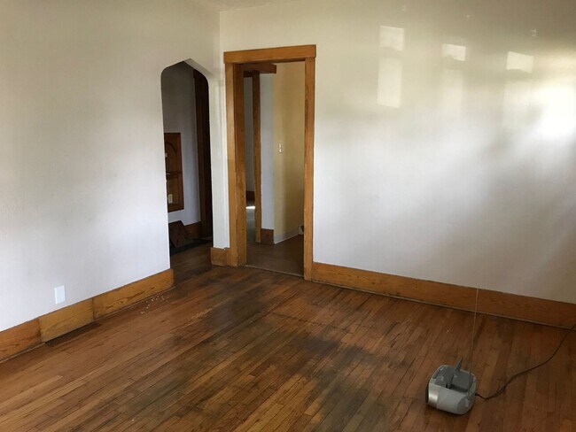 Foto del edificio - 930 Hudson Ave