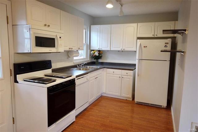 Building Photo - 11120 Whitehall Manor Dr