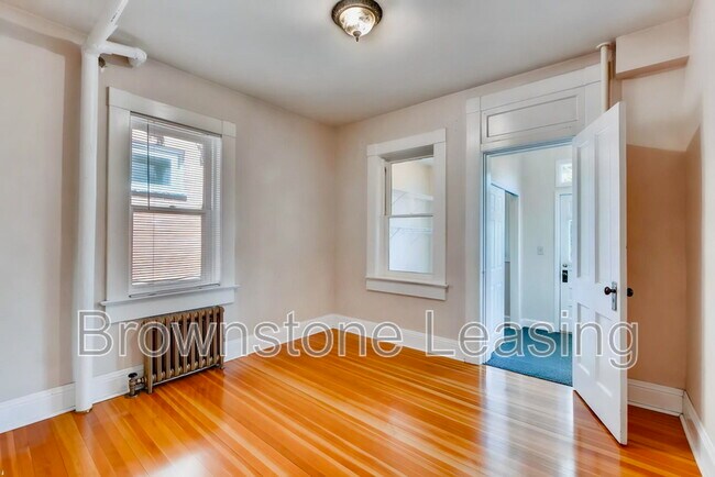 Foto del edificio - 1126 Emerson St