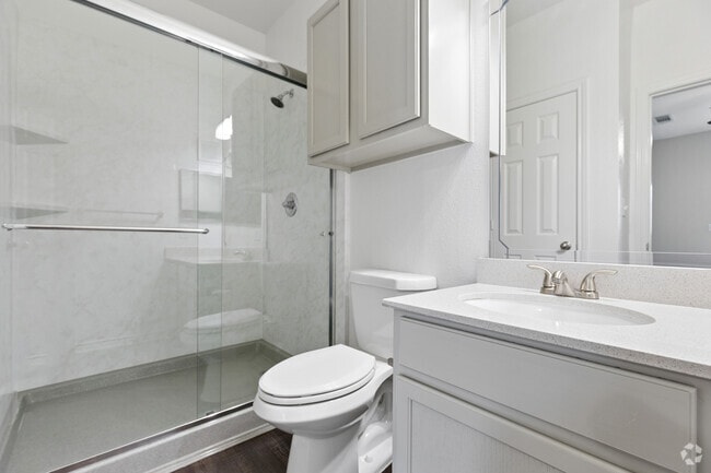 2BR, 2BA - 1,1872SF - Bathroom - The Remington