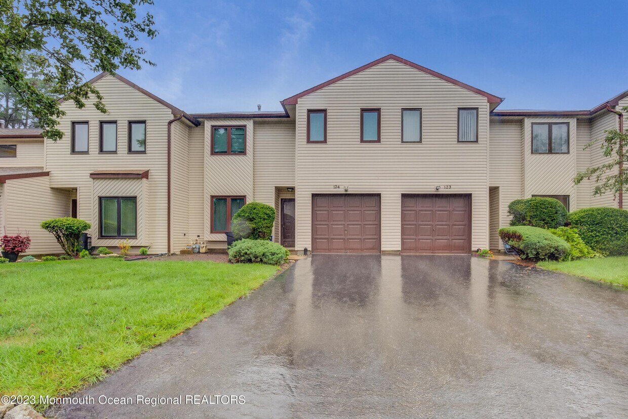 Foto principal - 124 Tangerine Dr
