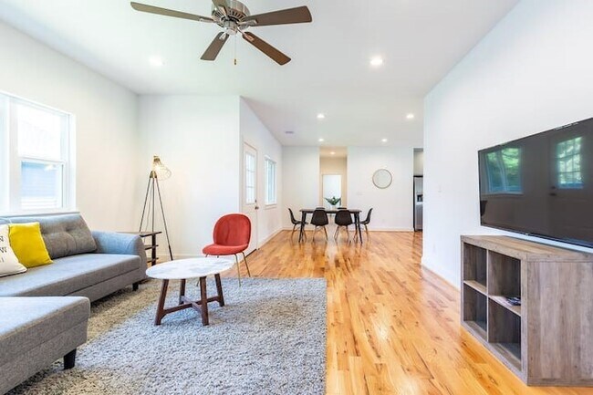 Foto del edificio - 1753 Pasadena St