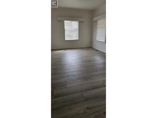 Building Photo - 317 Marmont St