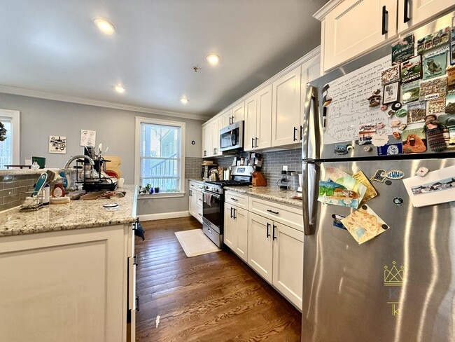 Foto del edificio - 8 Nira Ave