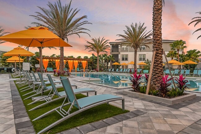 Resized Ascend-Waterleigh-5856-Web - Halston Waterleigh