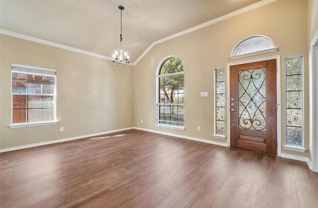 Building Photo - 120 Emory Fields Dr