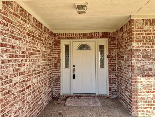 Building Photo - 3bd 2ba House In Robinson, Tx!