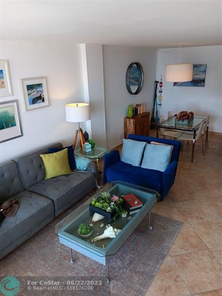 Foto del edificio - 305 N Pompano Beach Blvd