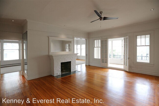 Foto del edificio - 3 br, 1.5 bath House - 304 Walnut Street #3