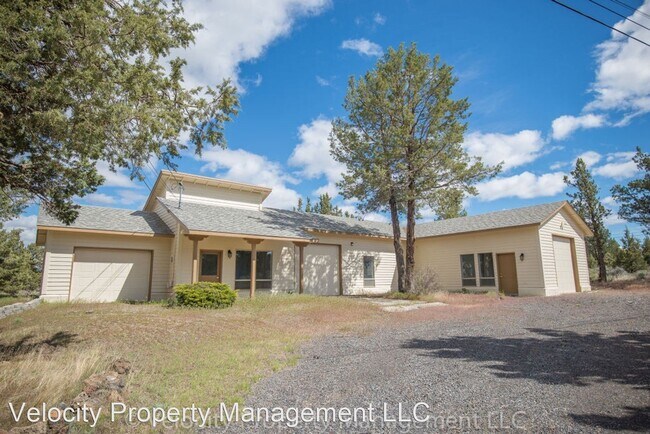 Building Photo - 4 br, 4 bath House - 2500 SW 83rd St.