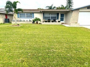 Building Photo - 5714 Chipper Dr