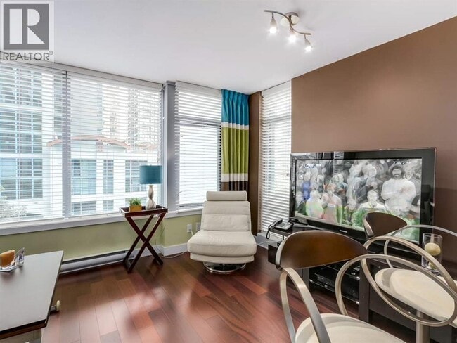 Photo du bâtiment - 1255 Seymour St