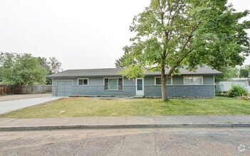 Building Photo - 555 Phelps Cir