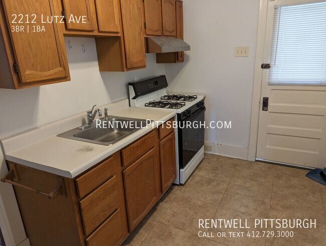 Building Photo - 3 Bedroom Home in Carrick - Section 8