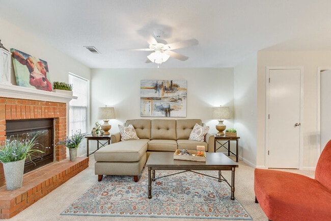 Photo - Northbrook Apartments