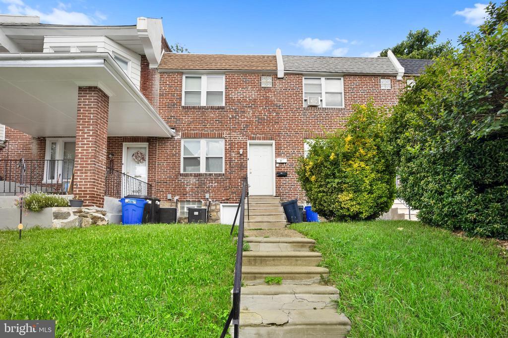 Primary Photo - 5324 N Marvine St