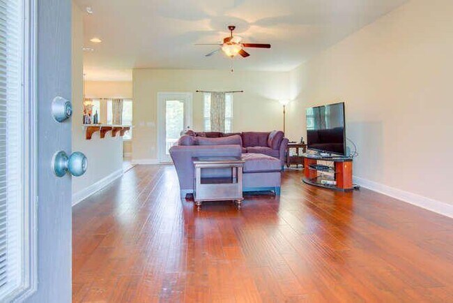 Building Photo - 3368 Wild Hare Ln