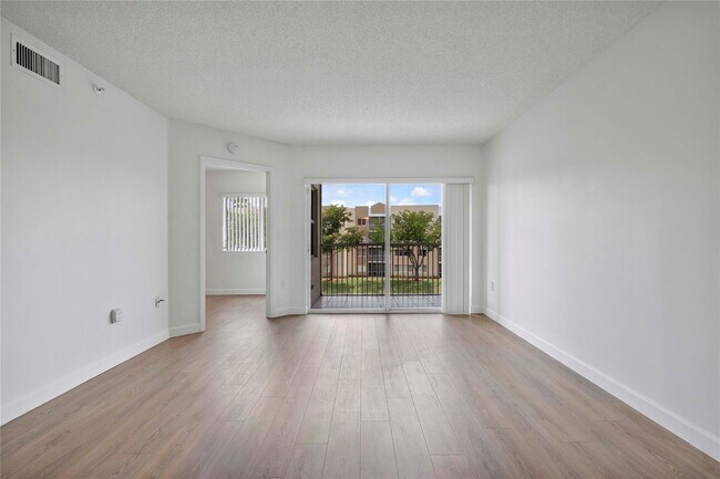 Building Photo - 9537 Weldon Cir