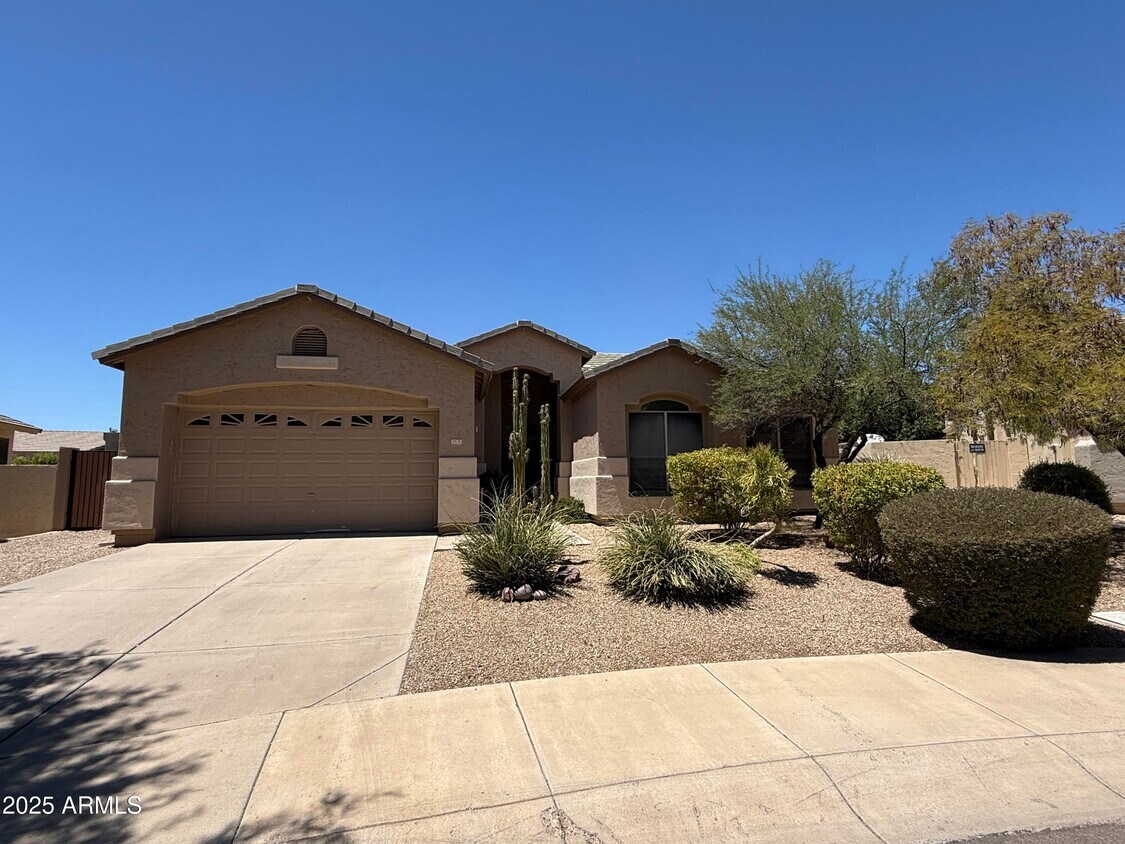 Primary Photo - 21570 N 72nd Way