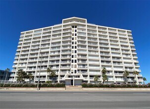 Building Photo - 7700 Seawall Blvd