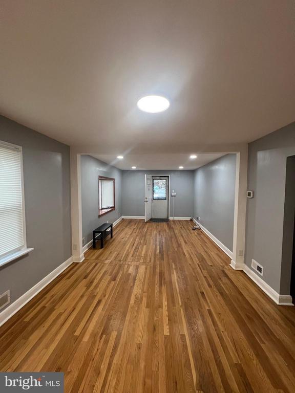 Foto del edificio - 2518 Linwood Rd