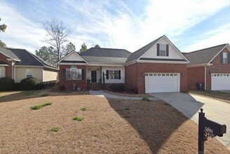 Building Photo - 450 Sterling Dr