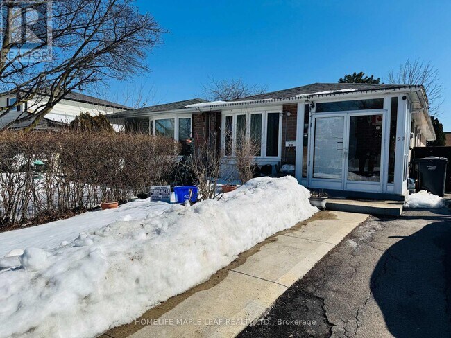 Photo du bâtiment - 53 Jefferson Rd