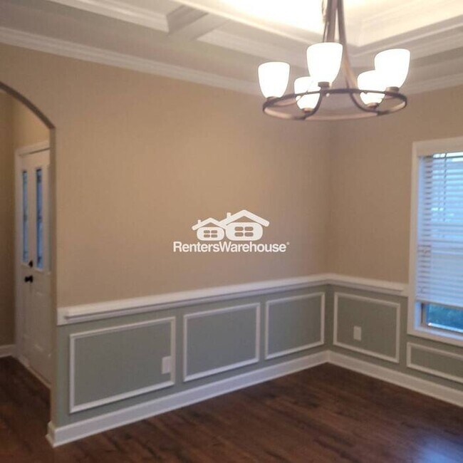 Building Photo - Lovely 4 bedroom home with an office!