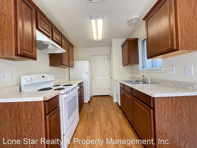 Foto del edificio - 3 br, 2 bath House - 2022 Cascade Dr