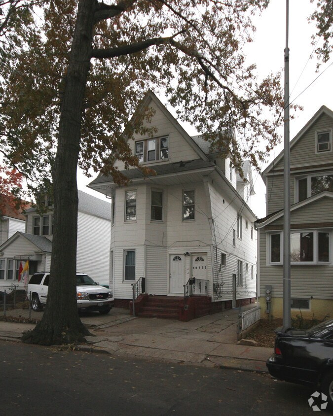 Primary Photo - 107-52 126th St
