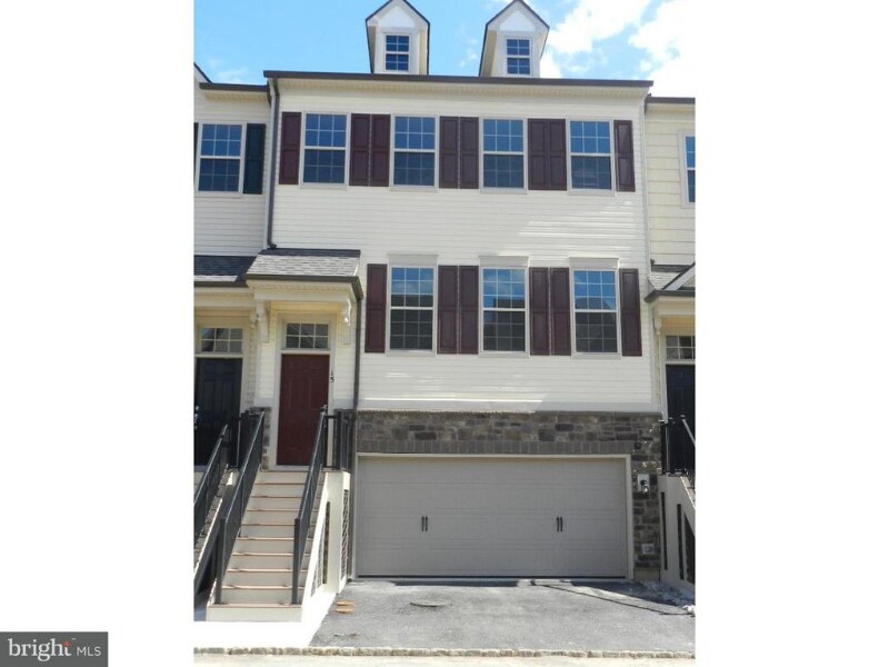 14 Maxwell Ln, Malvern, PA 19355 Townhome Rentals in Malvern PA