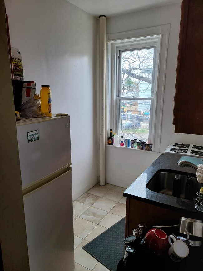 Building Photo - 1198 Commonwealth Ave