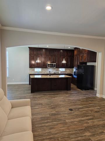 Foto del edificio - 225 White Willow Wy