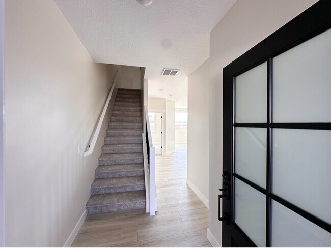 Foto del edificio - 2780 N Clark Pkwy