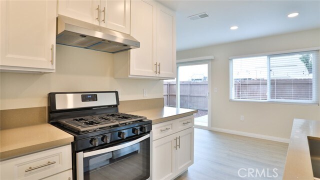 Building Photo - 3063 Canyon Crest Dr