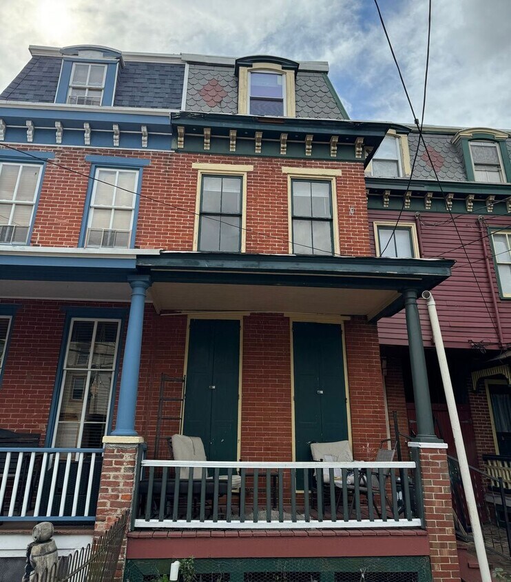 Photo - 112 Linden St