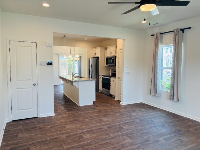 Foto del edificio - 13969 Clayborn St
