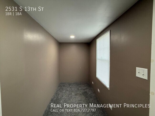 Foto del edificio - 2531 S 13th St