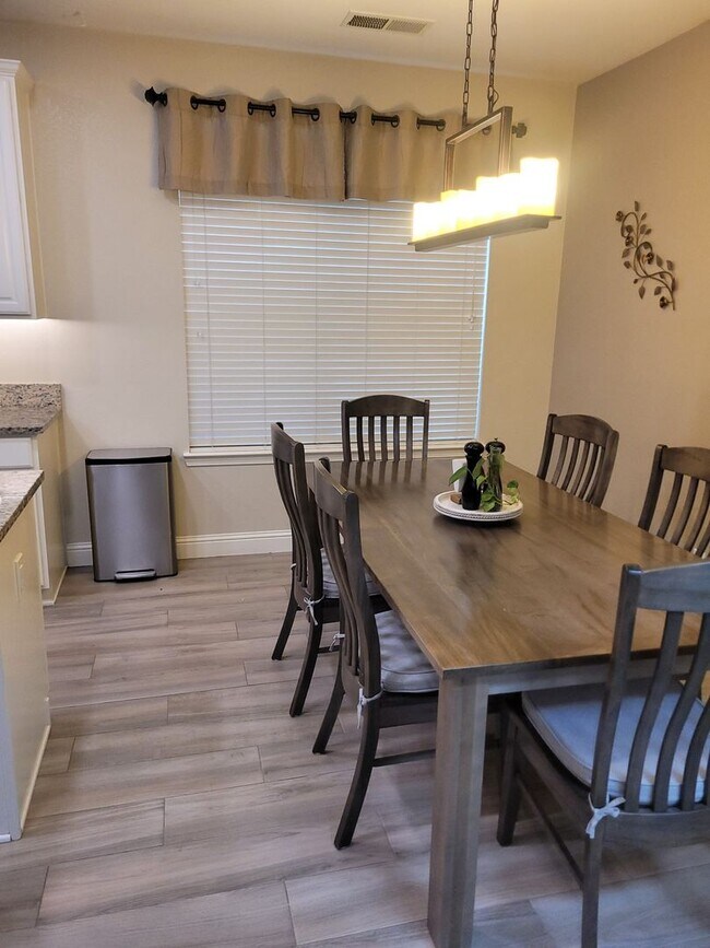 Building Photo - BEAUTIFUL - UPGRADED - LAMINATE FLOORING -...
