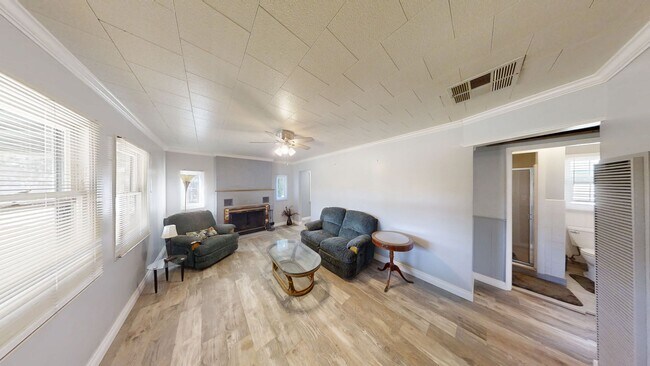 Foto del edificio - 13660 5th St
