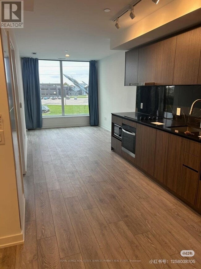 Photo du bâtiment - 1100 Sheppard Ave W