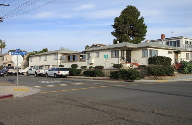 Building Photo - 4694 Newport Ave