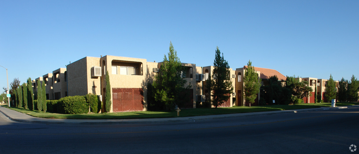 Kingtree Avenue Senior Apartments