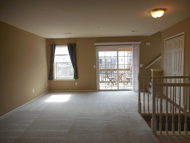 Building Photo - 2887 Barclay Way
