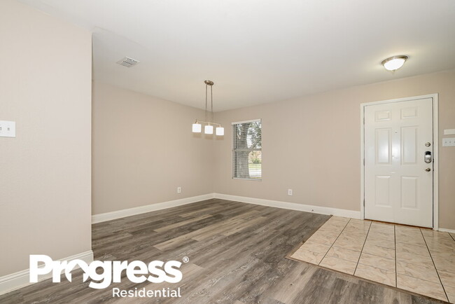 Building Photo - 1477 Hickory Creek Ln