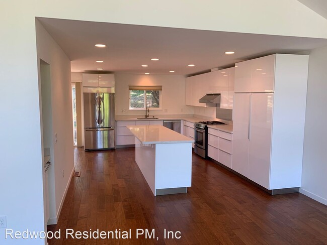 Building Photo - 3 br, 2 bath House - 3418 Terra Linda Drive