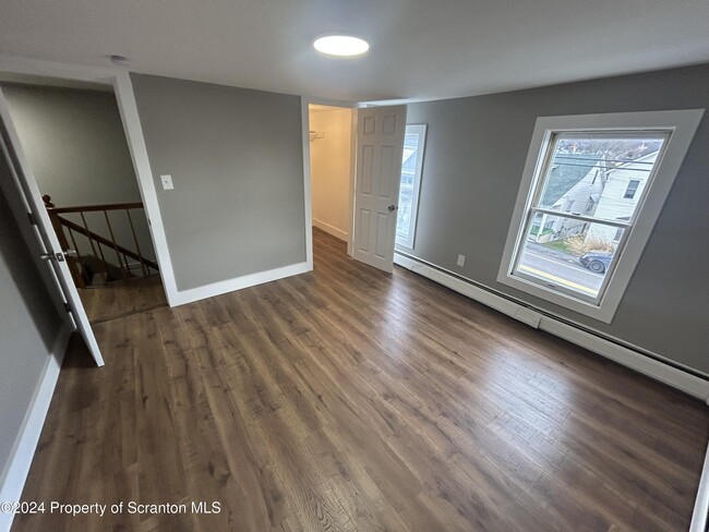 Foto del edificio - 303 Depew Ave