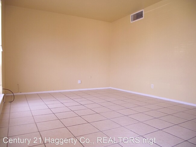 Building Photo - 3 br, 1.5 bath House - 5428 Edmonton Ave.
