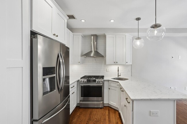Building Photo - 501 9th St