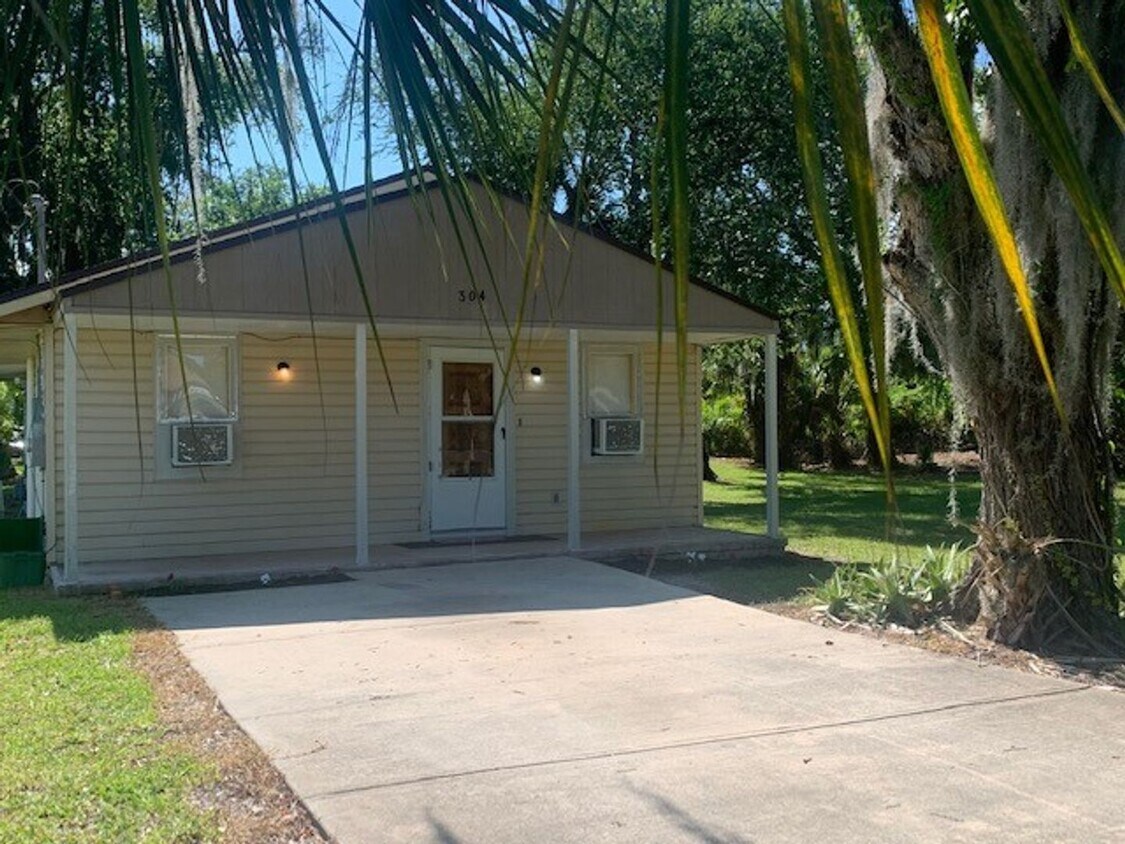 Primary Photo - 2/2 New Smyrna Mainland